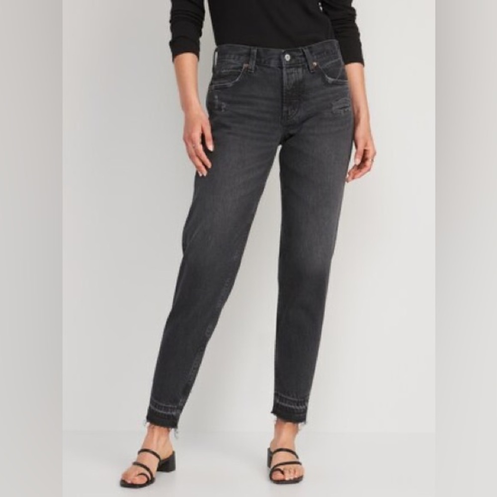 Old Navy High-Waisted Button-Fly Slouchy Taper Black Cut-Off Non-Stretch Jeans